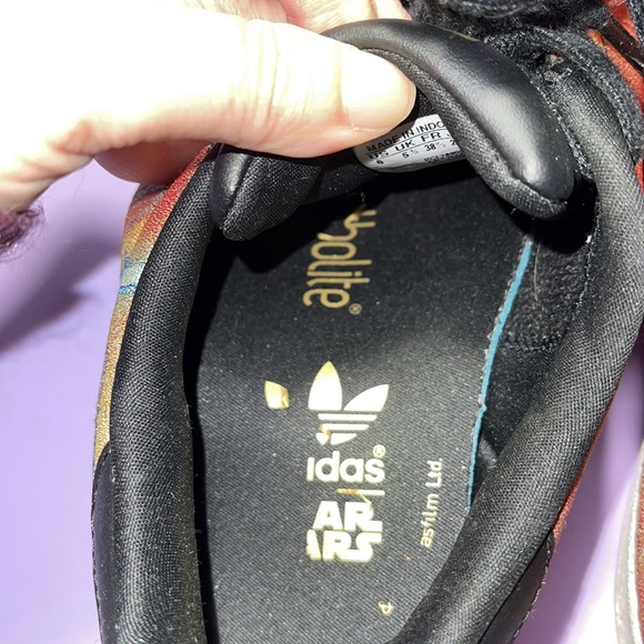 RARE Adidas SuperStars J Star Wars Shoes - Picture 9 of 14